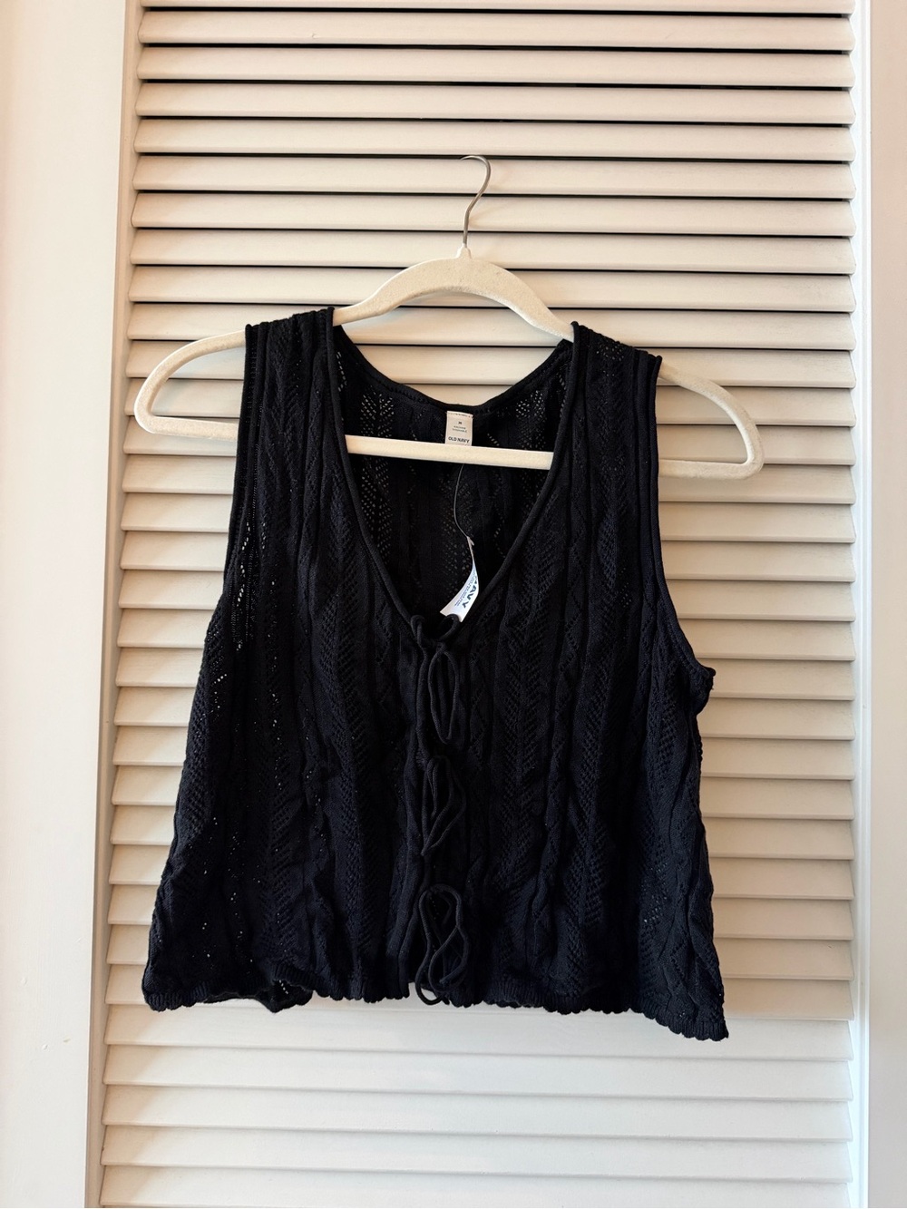 [TAGS ON] Old Navy Black Knit Tie-Front Crop Tank
